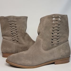 Steve Madden Cordella Leather Pull-On Ankle Boot, Taupe, EUC, size 10
